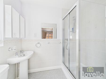 3 bedroom Detached bungalow for sale in Campling Way, Trusthorpe, LN12