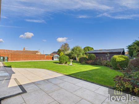 3 bedroom Detached bungalow for sale in St Francis Gardens, Sutton on Sea, LN12