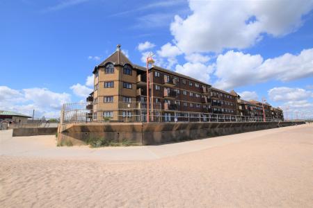 Queens Park Flats, Mablethorpe, LN12