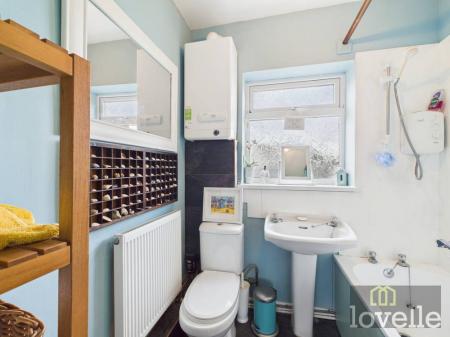 2 bedroom Flat for sale in Barton Court, Mablethorpe, LN12