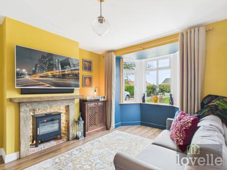 2 bedroom Detached house for sale in Mumby Road, Huttoft, LN13