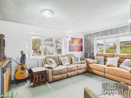 3 bedroom Park home for sale in Seaholme Road, Mablethorpe, LN12