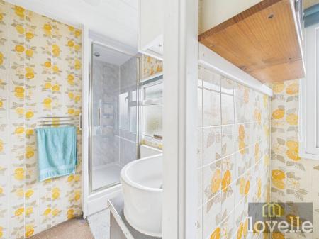 3 bedroom Park home for sale in Seaholme Road, Mablethorpe, LN12