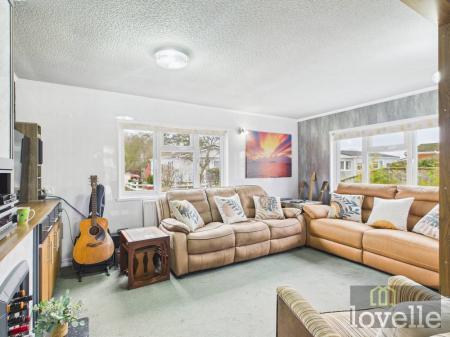 3 bedroom Park home for sale in Seaholme Road, Mablethorpe, LN12