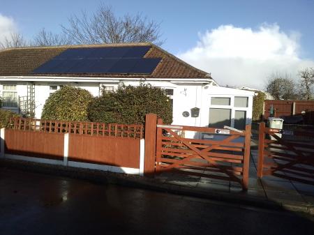 2 bedroom Semi-detached bungalow for sale in Bray Avenue, Trusthorpe, LN12