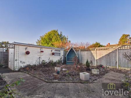 2 bedroom Detached bungalow for sale in Camelot Gardens, Sutton on Sea, LN12