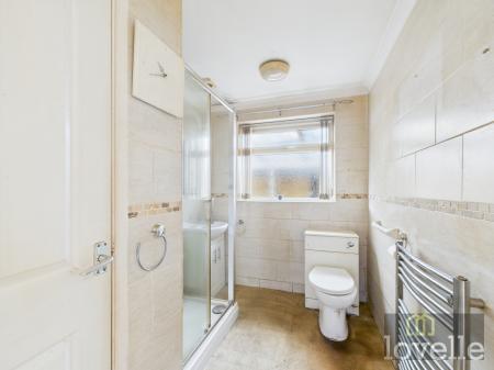 2 bedroom Detached bungalow for sale in Camelot Gardens, Sutton on Sea, LN12