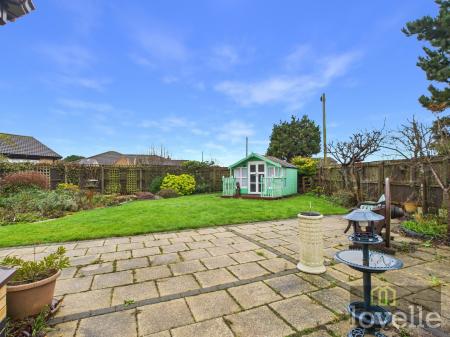 3 bedroom Detached bungalow for sale in Sharmans Close, Sutton on Sea, LN12
