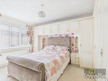 3 bedroom Detached bungalow for sale in Sharmans Close, Sutton on Sea, LN12