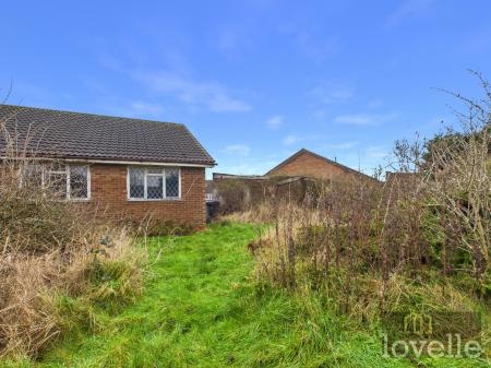 2 bedroom Semi-detached bungalow for sale in Eagle Close, Mablethorpe, LN12
