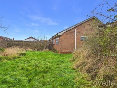 2 bedroom Semi-detached bungalow for sale in Eagle Close, Mablethorpe, LN12