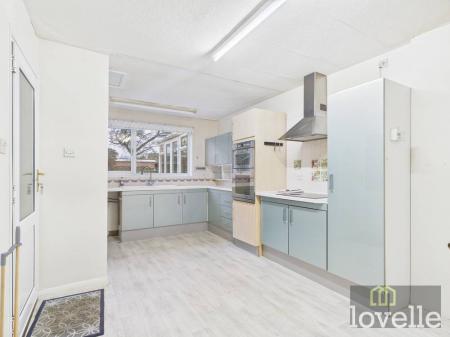 4 bedroom Detached house for sale in East Street, Alford, LN13