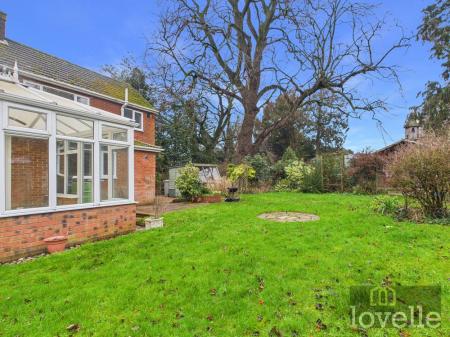 4 bedroom Detached house for sale in East Street, Alford, LN13