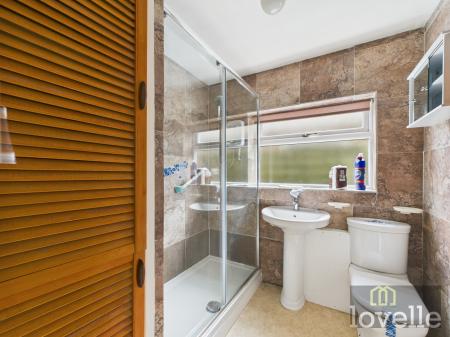 2 bedroom Semi-detached bungalow for sale in Camelot Court, Sutton on Sea, LN12