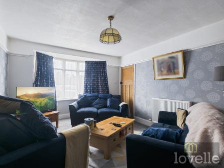 4 bedroom Detached house for sale in Wellington Road, Mablethorpe, LN12