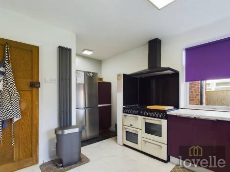 4 bedroom Detached house for sale in Wellington Road, Mablethorpe, LN12