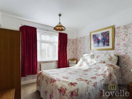 4 bedroom Detached house for sale in Wellington Road, Mablethorpe, LN12