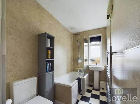 4 bedroom Detached house for sale in Wellington Road, Mablethorpe, LN12