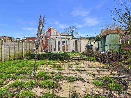 3 bedroom Semi-detached bungalow for sale in Waterloo Road, Mablethorpe, LN12