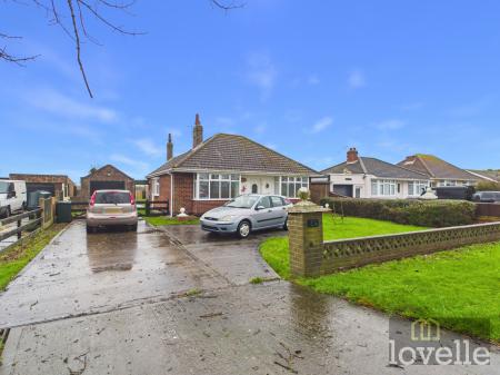 2 bedroom Detached bungalow for sale in Kent Avenue, Theddlethorpe, LN12