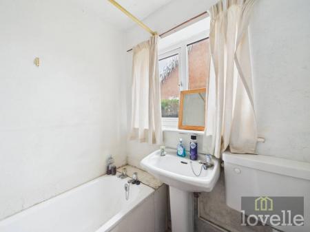 2 bedroom Semi-detached bungalow for sale in Golf Road, Mablethorpe, LN12