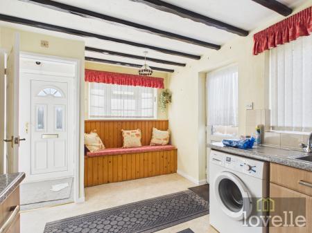 2 bedroom Detached bungalow for sale in Camelot Gardens, Sutton on Sea, LN12