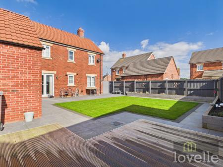 4 bedroom Detached house for sale in Dales Avenue, Mablethorpe, LN12