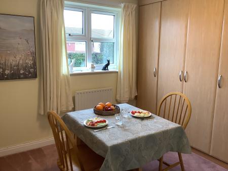 2 bedroom Semi-detached bungalow for sale in Mumby Meadows, Alford, LN13