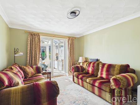 2 bedroom Semi-detached bungalow for sale in Mumby Meadows, Alford, LN13