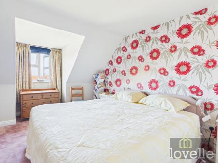 2 bedroom Semi-detached bungalow for sale in Mumby Meadows, Alford, LN13