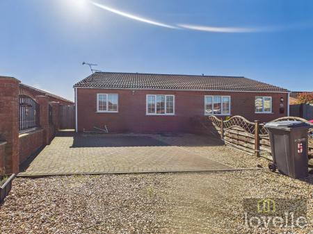 2 bedroom Semi-detached bungalow for sale in St James Gardens, Mablethorpe, LN12