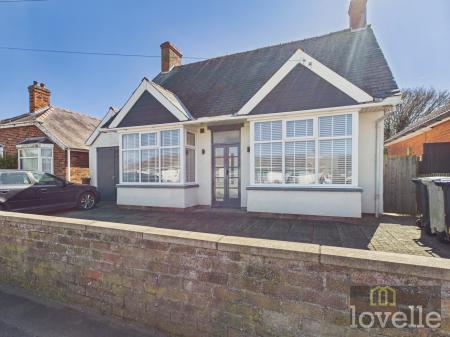 3 bedroom Detached bungalow for sale in Golf Road, Mablethorpe, LN12