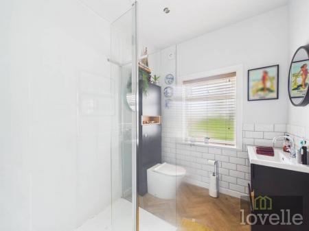 3 bedroom Detached bungalow for sale in Golf Road, Mablethorpe, LN12