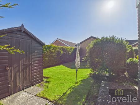 2 bedroom Detached bungalow for sale in Sandilands Close, Sandilands, LN12