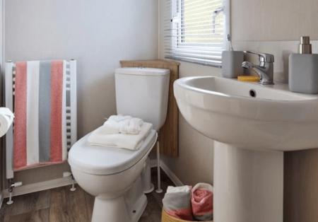 2 bedroom Park home for sale in Crabtree Lane, Sutton on Sea, LN12