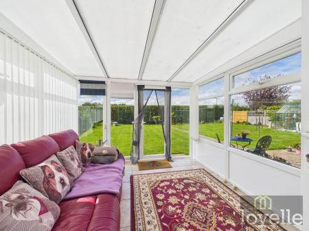 2 bedroom Bungalow for sale in Coles Avenue, Alford, LN13