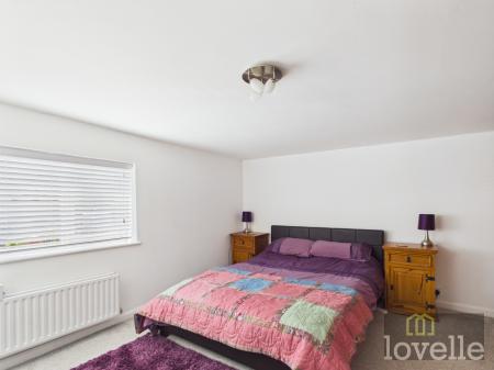 2 bedroom Semi-detached house for sale in Mumby Road, Huttoft, LN13