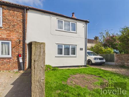 2 bedroom Semi-detached house for sale in Mumby Road, Huttoft, LN13