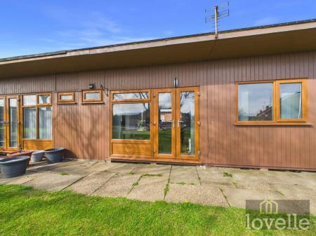 2 bedroom Park home for sale in Off Links Avenue, Mablethorpe, LN12