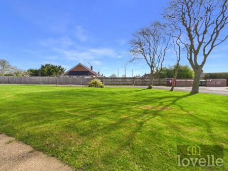 2 bedroom Park home for sale in Off Links Avenue, Mablethorpe, LN12
