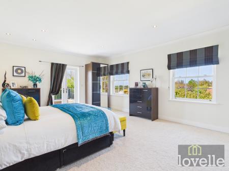 4 bedroom Detached house for sale in Main Road, Maltby le Marsh, LN13