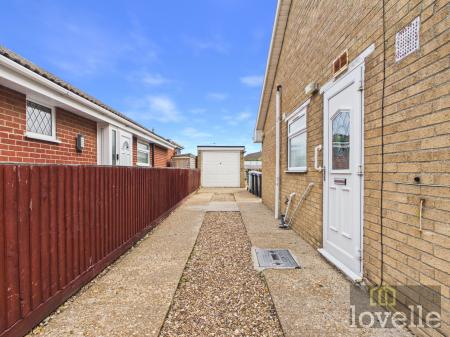 2 bedroom Semi-detached bungalow for sale in Chanctonbury Way, Sutton on Sea, LN12