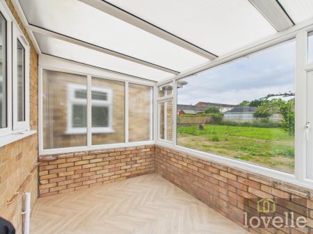 3 bedroom Detached bungalow for sale in Holywell Road, Alford, LN13