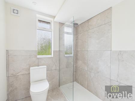 3 bedroom Detached bungalow for sale in Holywell Road, Alford, LN13