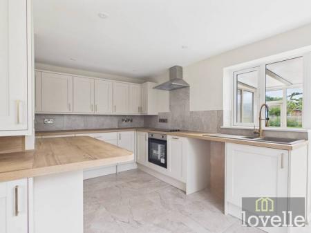 3 bedroom Detached bungalow for sale in Holywell Road, Alford, LN13