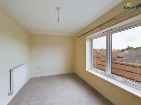 2 bedroom Flat to let in Queen Street, Market Rasen, LN8