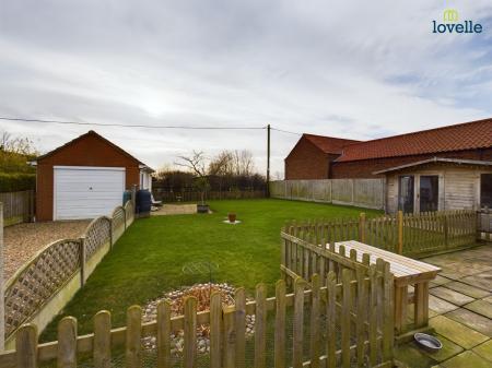 2 bedroom Detached bungalow for sale in Bell Vue, Kirkby cum Osgodby, LN8