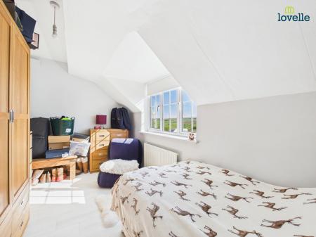 3 bedroom Semi-detached house for sale in Brigg Road, Howsham, LN7