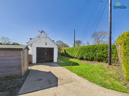 3 bedroom Semi-detached house for sale in Brigg Road, Howsham, LN7