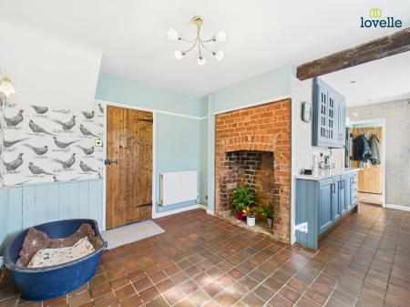 3 bedroom Semi-detached house for sale in Brigg Road, Howsham, LN7